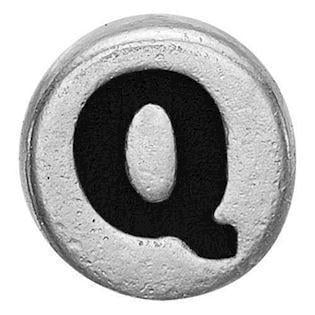 Christina  Lille sølv dot med Q, model 603-S-Q købes hos Guldsmykket.dk her